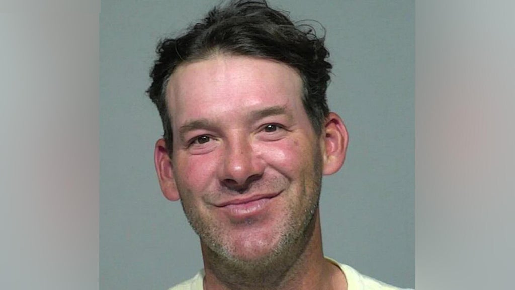 Tony Romo on leave from CBS Sports after arrest in Wisconsin on charge of driving while intoxicated — CBS Miami, Coconut Creek Arts news