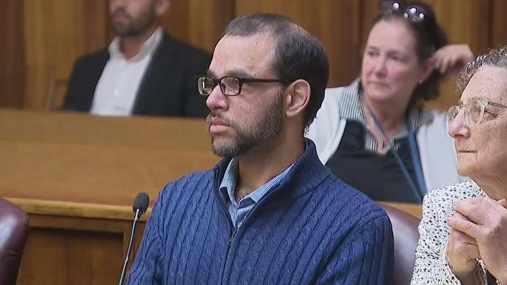 Jurors set to decide fate of man who pleaded guilty to killing estranged wife, daughters — CBS Miami, Coconut Creek Community news