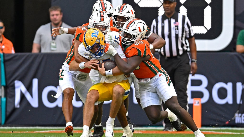 Malachi Toney's record-setting day powers No. 1 Miami past Pitt 52-23 — CBS Miami, Coconut Creek Technology news