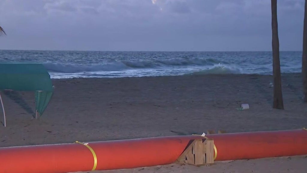 King tides disrupt beachgoers, businesses in Hollywood Beach — CBS Miami, Coconut Creek Dining news