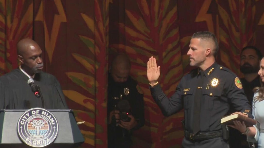 Edwin Lopez sworn in as Miami's 44th police chief in ceremony — CBS Miami, Coconut Creek Community news