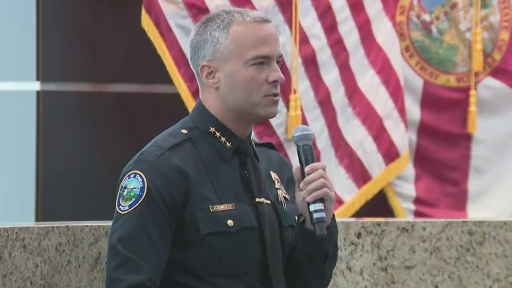 Doral police chief gets sworn in — CBS Miami, Coconut Creek Community news