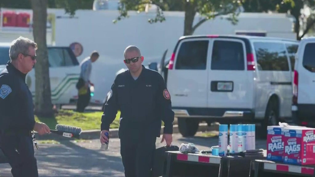 South Florida first responders back home after helping those impacted by Hurricane Isaias — CBS Miami, Coconut Creek Community news