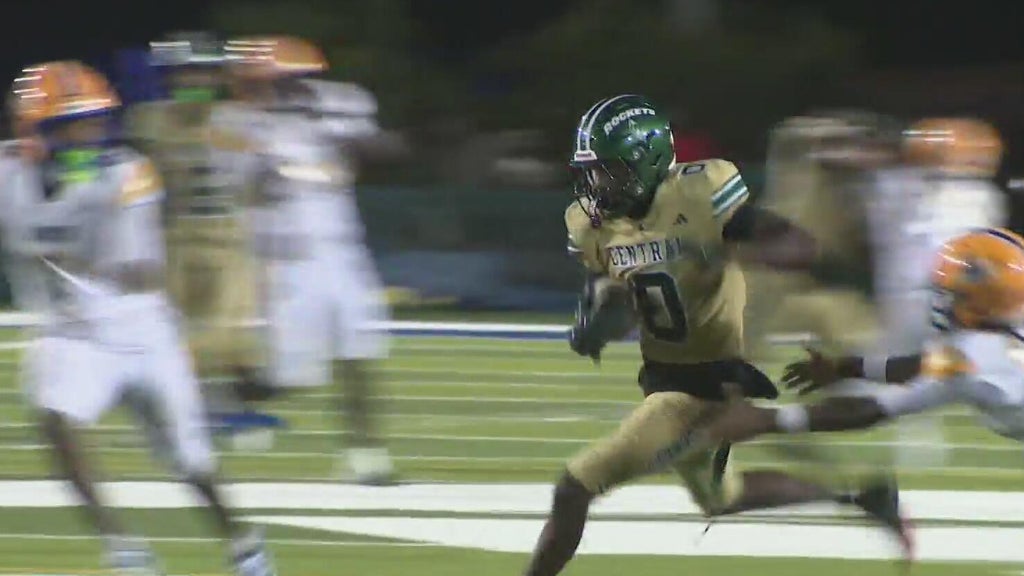 Meet 2 of Miami Central's Nat Moore Trophy contenders — CBS Miami, Coconut Creek Community news