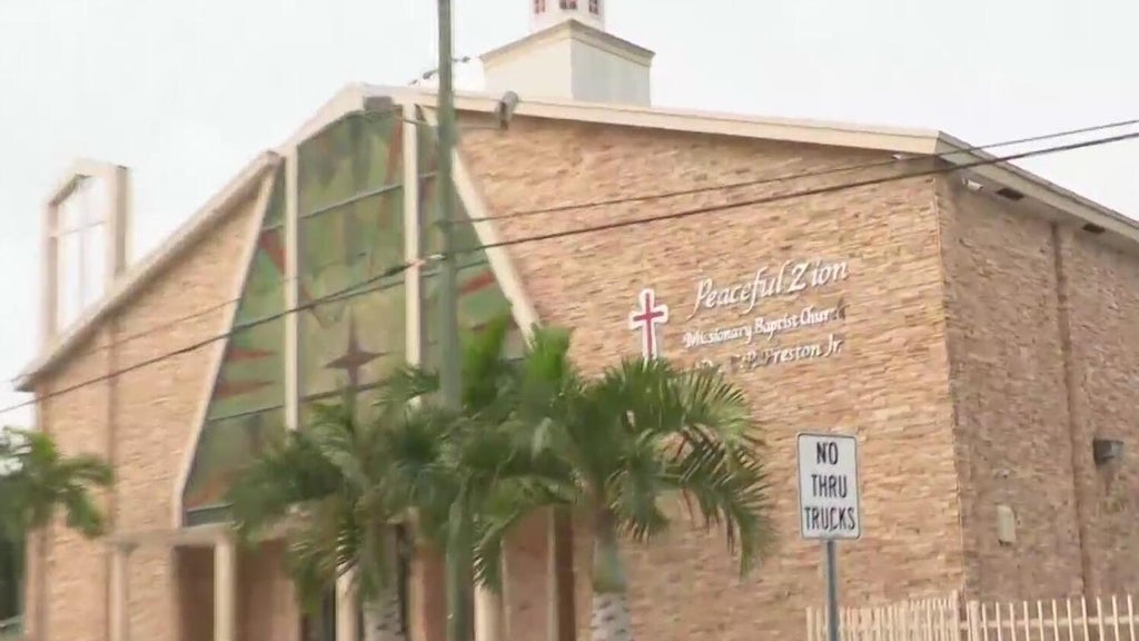 Man's decomposing body found on a lot owned by a northwest Miami-Dade church — CBS Miami, Coconut Creek Schools news