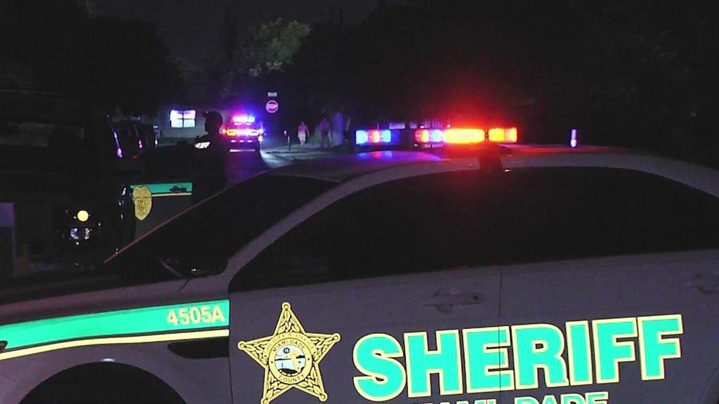 Elderly woman hospitalized after being struck by car overnight in Miami-Dade, police say — CBS Miami, Coconut Creek Health news