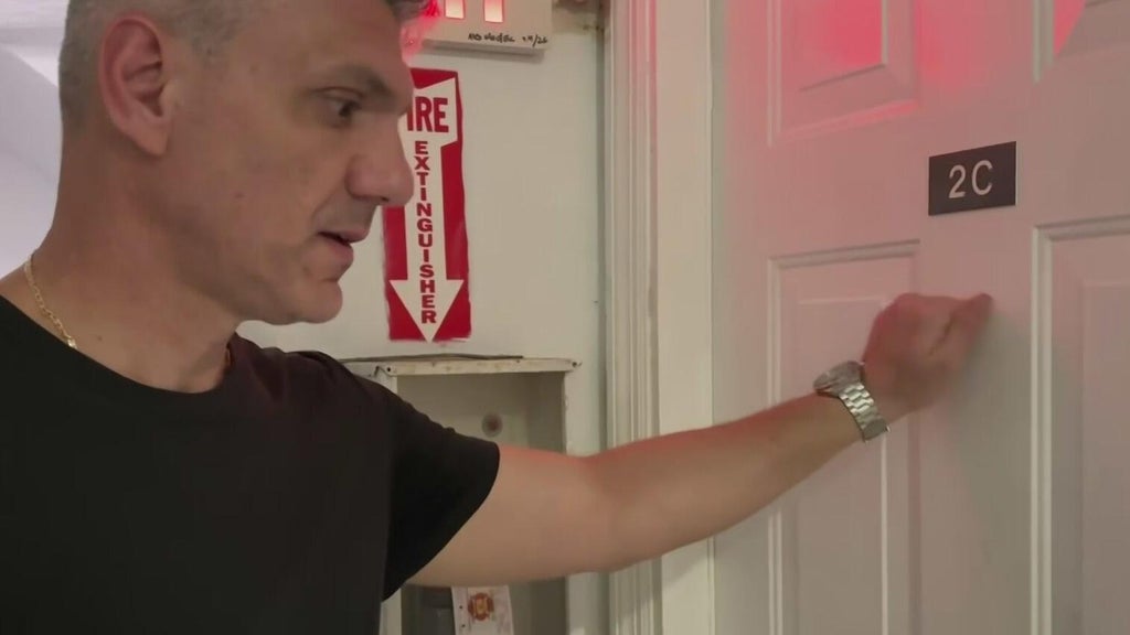 Cybersecurity expert tracks identity theft rings in South Florida — CBS Miami, Coconut Creek Technology news