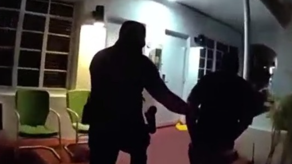 Miami Beach police arrest man wanted in Ohio after undercover human trafficking operation at hotel — CBS Miami, Coconut Creek Schools news