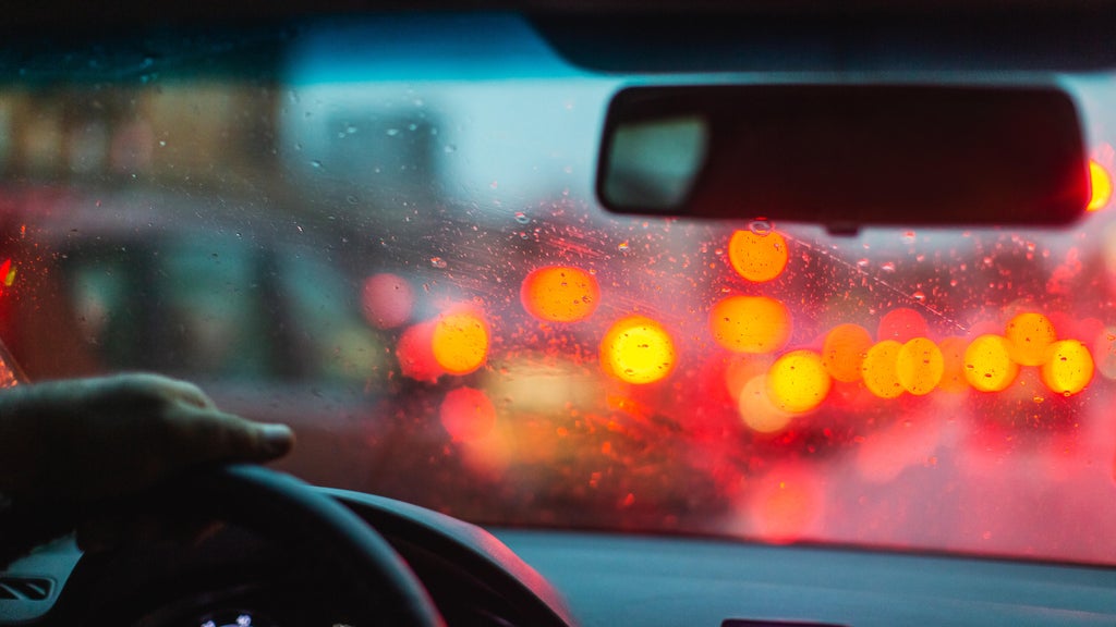 Driver arrested after throwing glass bottle at woman in Hallandale Beach road rage attack, police say — Coconut Creek Community news