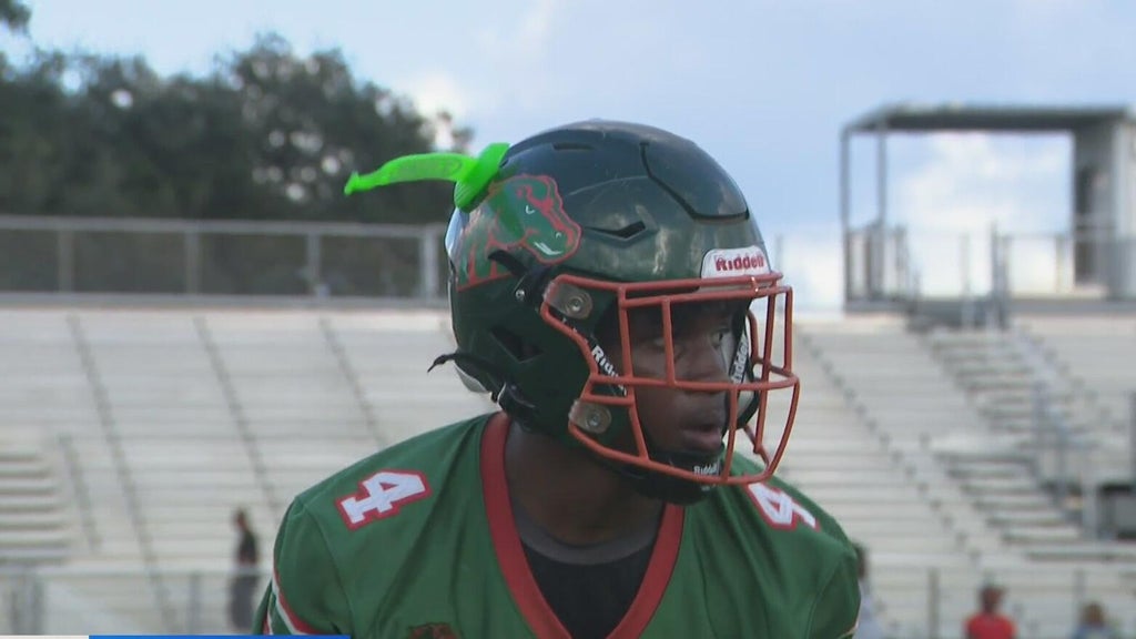 McArthur High School safety Jaylyn Jones is a 2026 Nat Moore Trophy nominee — Coconut Creek Schools news