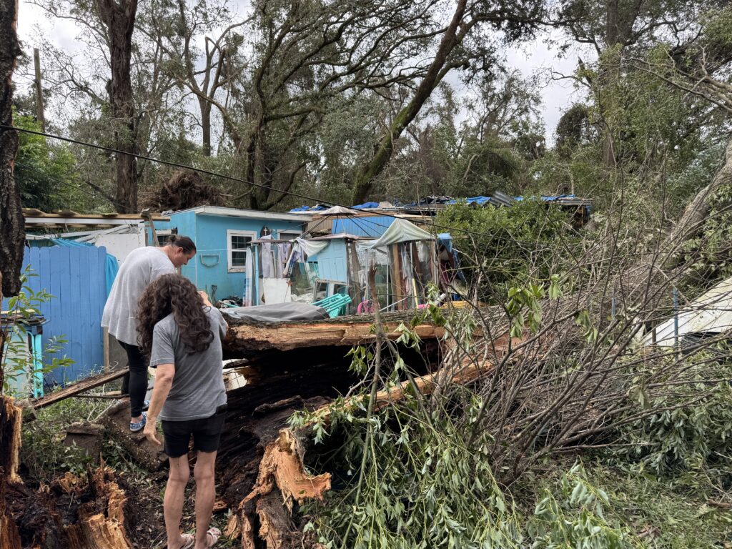 After Hurricane Isaias, neighbors reckon with damage to their homes in Pensacola — Florida Phoenix, Coconut Creek Business news